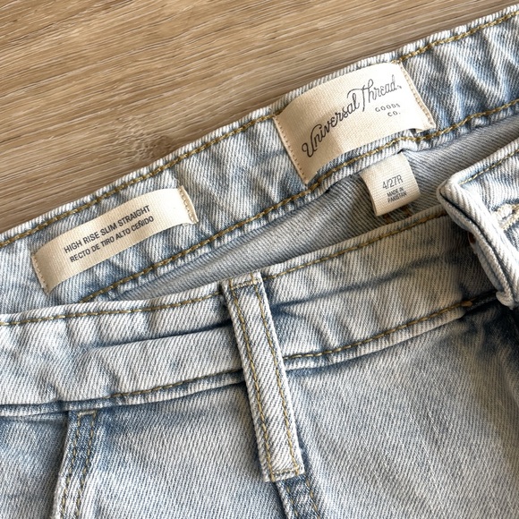 Universal Thread Jeans - Picture 2 of 3